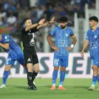 امید استقلال به دستور موقت برای پنجره بسته