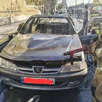 آتش‌سوزی ناگهانی پژو در میدان آزادی