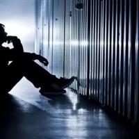 هشدار؛ وقتی «خودکشی» و «الکل» عنصر دراماتیک فیلمها میشوند