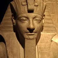 برگی از تاریخ/کاتب، فرمانده، فرعون؛ تاریخ درباره «هورم‌حب» چه می‌گوید؟