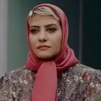 تصویری از رابعهاسکویی در افتتاحیه آرایشگاه خانم بازیگر