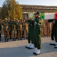 پیکر مطهر ۷ شهید گمنام دوران دفاع مقدس وارد کرمانشاه شد