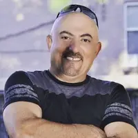 سندی : تتلو پسر با استعدادیه و من دوستش دارم