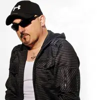 سندی : تو زندگیم هیچوقت دوست جنس مخالف نداشتم