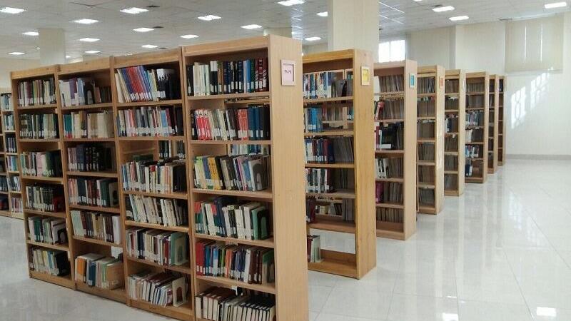 ناشر اردبیلی: شرایط اقتصادی عامل کاهش تیراژ کتابها است