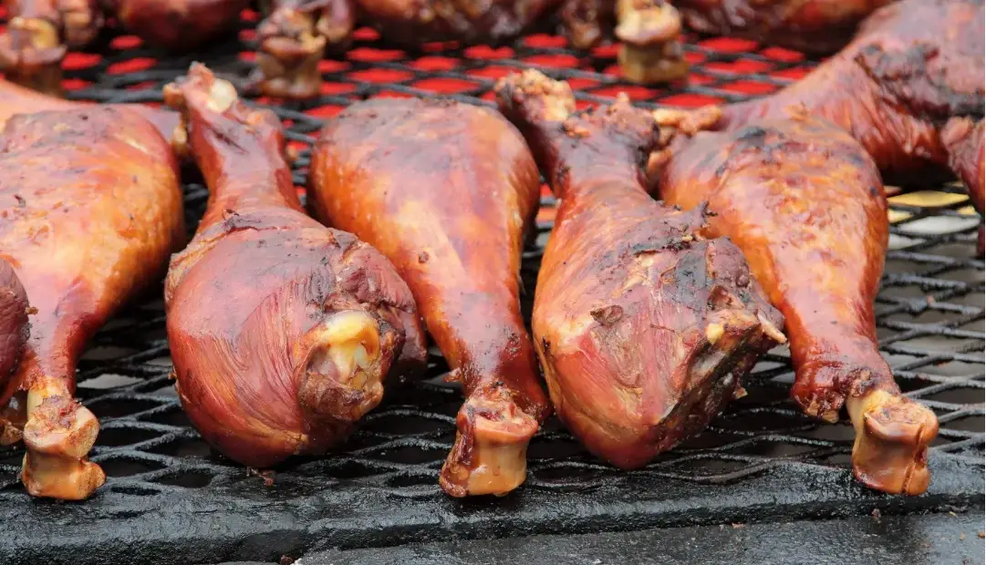 اگر دایناسورها هنوز زنده بودند، میتوانستیم گوشتشان را بخوریم؟