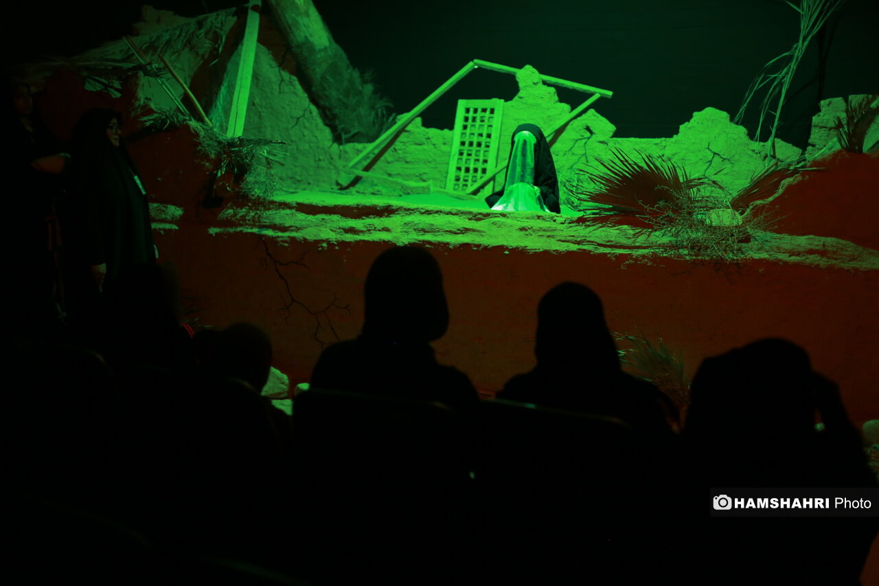 اجرای نمایشواره «بانوی بی‌نشان» در فرهنگسرای خاوران