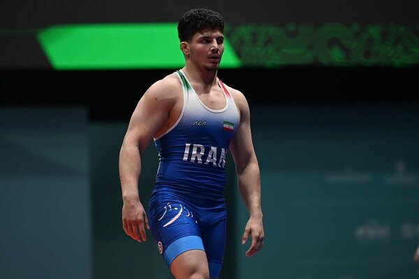 امیر عبدی در کشتی فرنگی به مدال نقره رسید