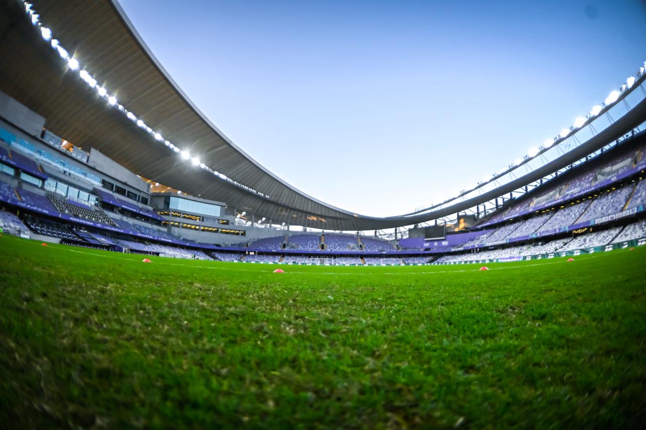  تصاویری از ورزشگاه هزاع بن زاید امارات پیش از مصاف امشب تیم های ایران و ازبکستان 