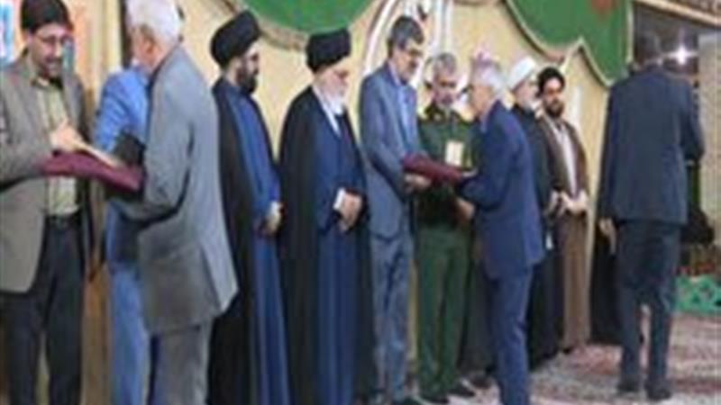 تجلیل از ۶۵ خادم و برگزیده هیئت های مذهبی یزد