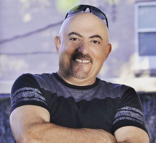 سندی : تتلو پسر با استعدادیه و من دوستش دارم