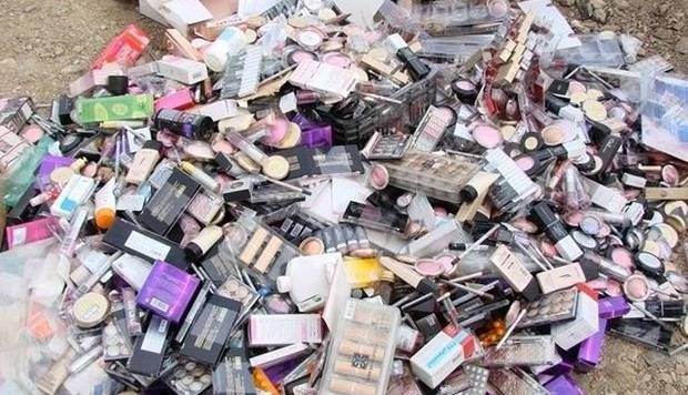قاچاقچی لوازم آرایشی بهداشتی در ارومیه نقره‌داغ شد