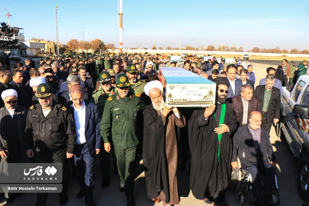 عکس/پیکر مطهر ۸ شهید گمنام در همدان