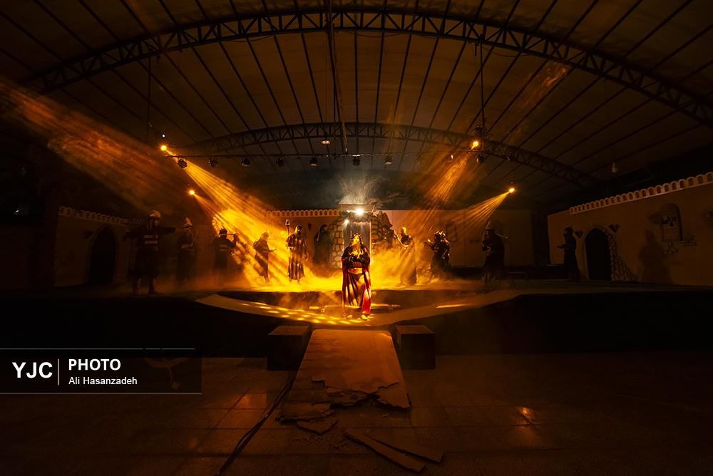 اجرای نمایش بزرگ فاطمه (س) در یزد