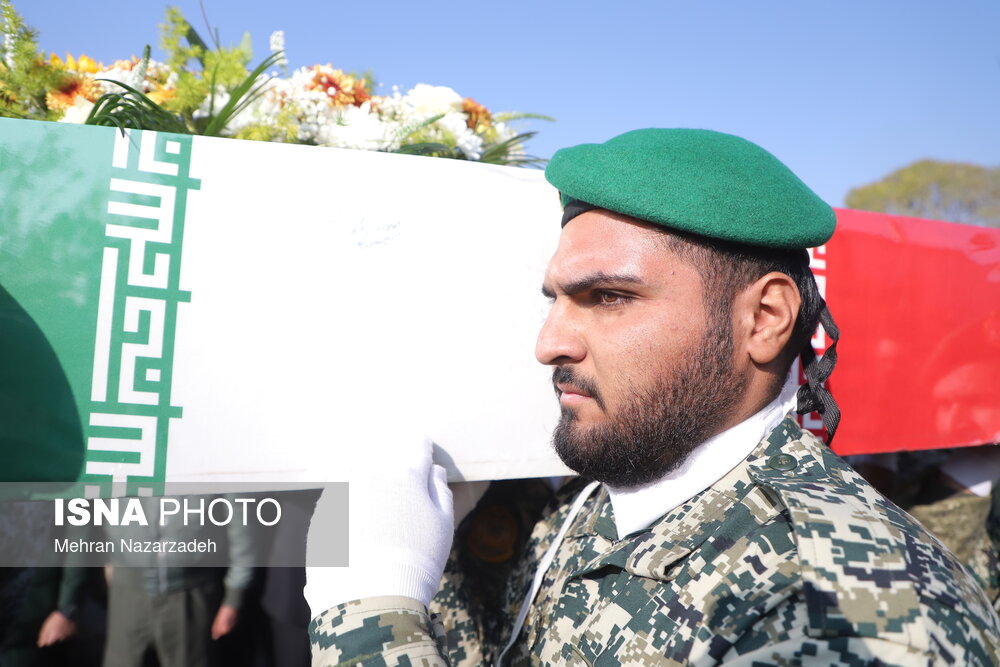 تشییع پیکر مطهر شهدای گمنام - تبریز