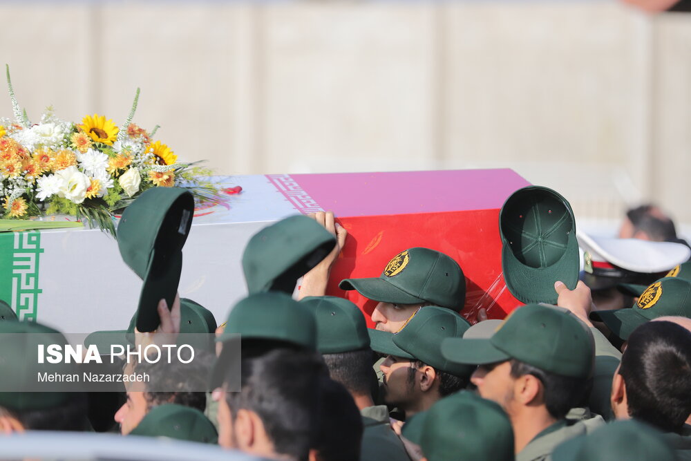 تشییع پیکر مطهر شهدای گمنام - تبریز