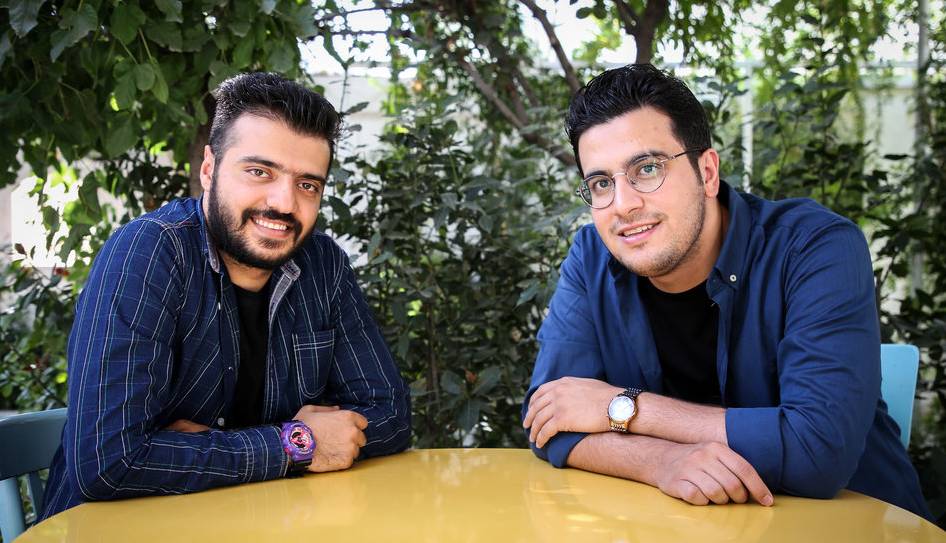 ابوطالب حسینی و قیاسی عکس‌های خصوصی همدیگر را پخش کردند!