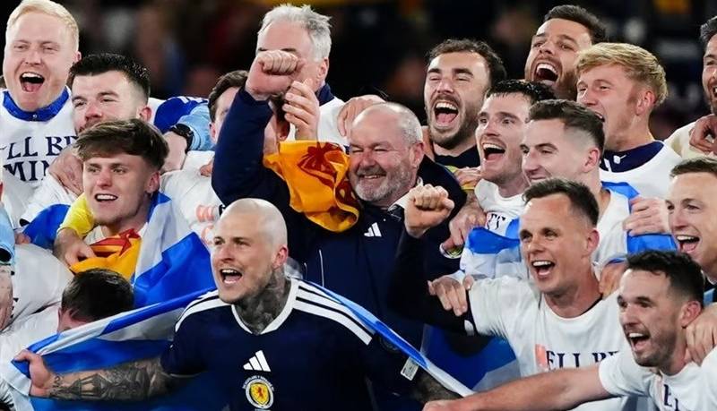 کلارک: برای صعود به جام جهانی همه خطرات را به جان خریدیم