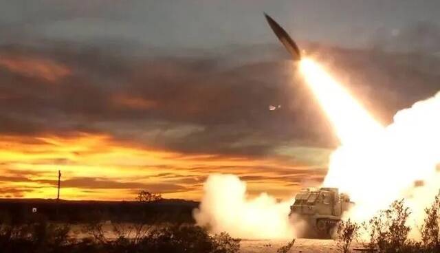 حمله اوکراین به روسیه با موشک‌های دوربرد آمریکایی