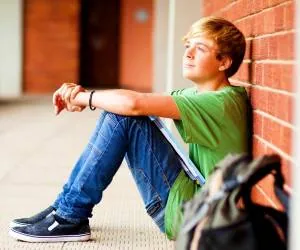 اماواگر توصیه تربیتی داور «میدون»