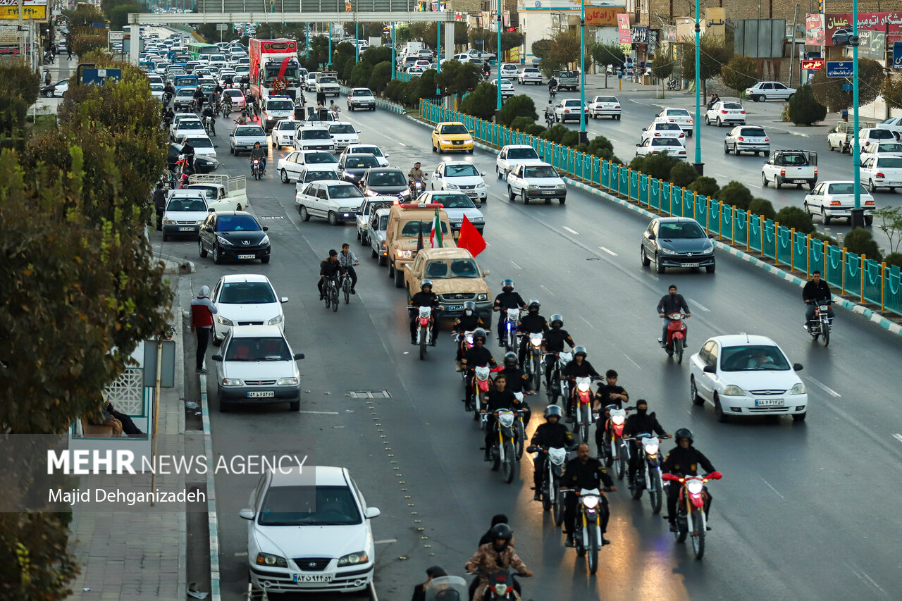عکس/ مراسم استقبال از شهدای گمنام دفاع مقدس در یزد