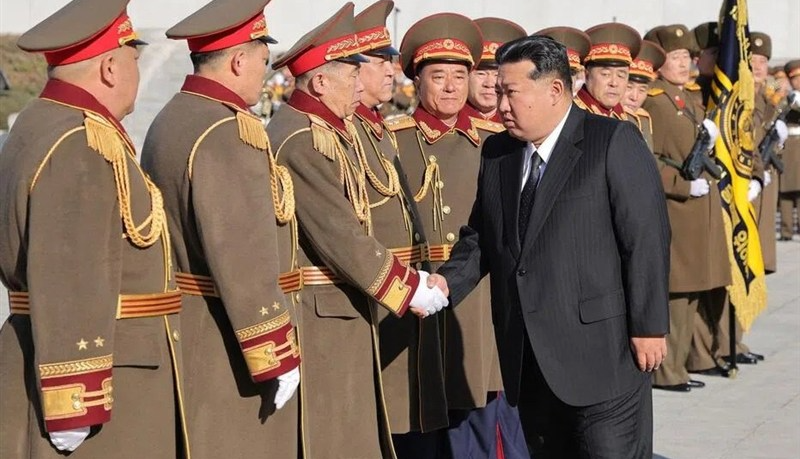 بازدید کیم جونگاون از نهادهای قضایی و امنیتی و تأکید بر نقش مهم آنها در حفظ نظام حاکم