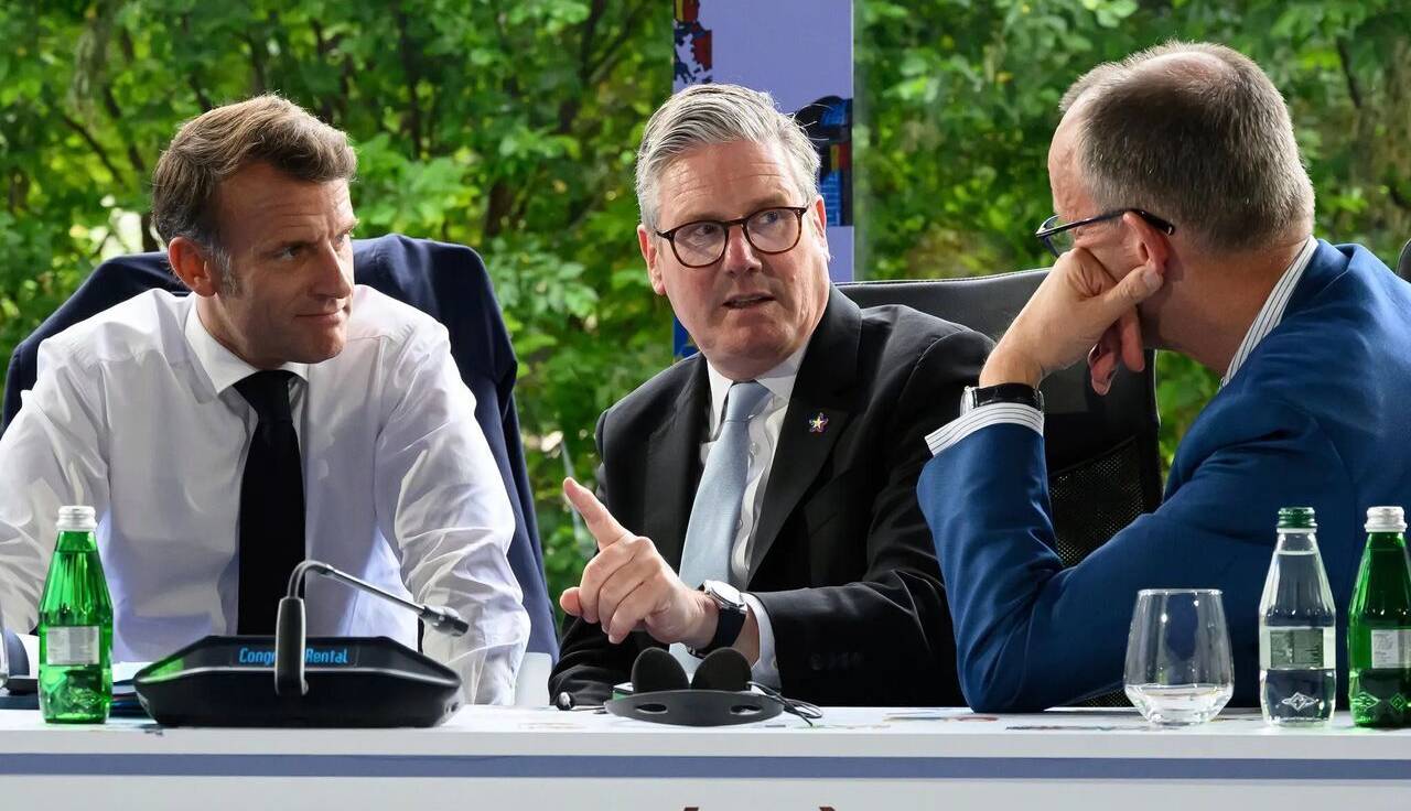 رهبران تروئیکا دیدار و آخرین تحولات بینالمللی را بررسی کردند