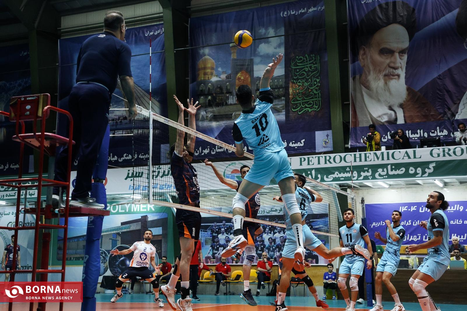 دیدار تیم های والیبال صنعتگران امید ، شهرداری ارومیه