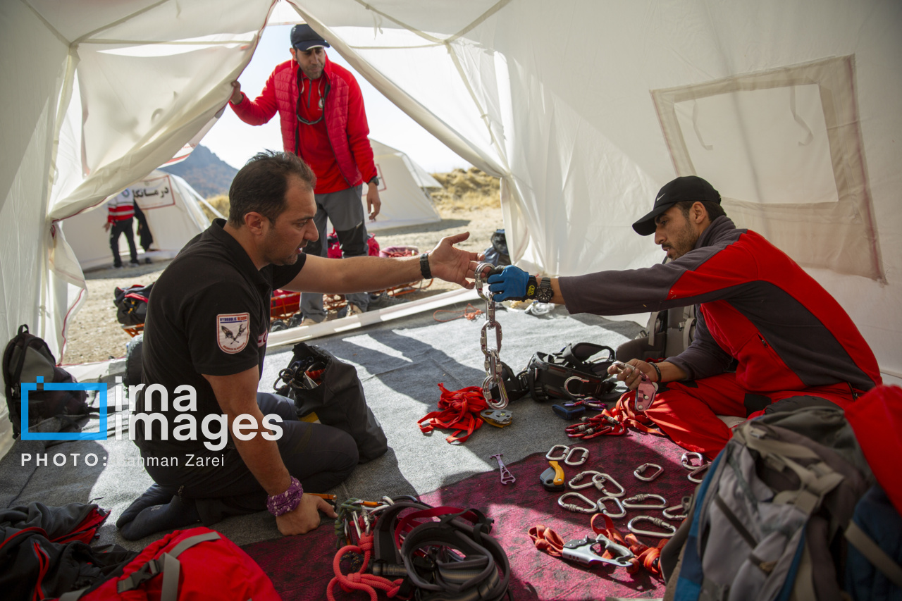 مانور جمعیت هلال احمر در کرمانشاه