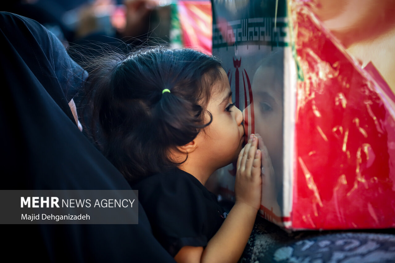 عکس/ مراسم استقبال از شهدای گمنام دفاع مقدس در یزد