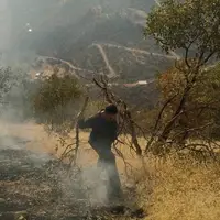 شبی میان برف و آتش؛ آنچه در آتش «الیت» به امید صبح می‌گذرد