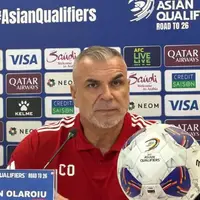 سرمربی امارات: بسیار ناراحت، ناامید و پشیمانم!