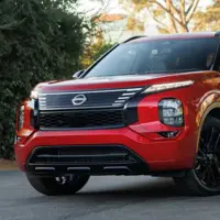 معرفی نیسان روگ پلاگین‌هیبرید، تغییر برند میتسوبیشی اوتلندر!