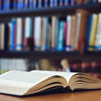 فرماندار خرم‌دره: کتاب نیروی محرک توسعه علمی و فرهنگی است