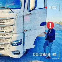 کامیون کشنده با راننده ۱۵ ساله در محور مورچه‌خورت متوقف شد