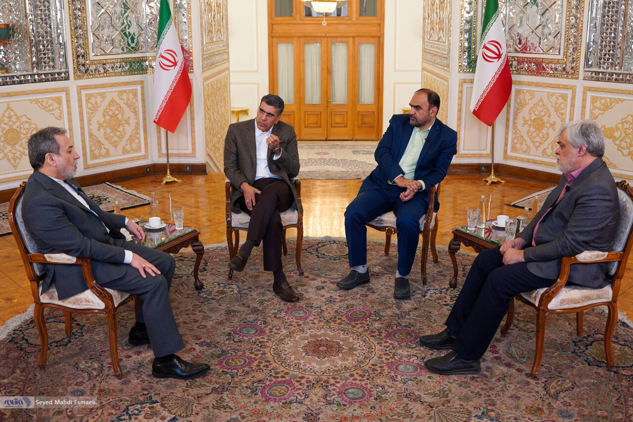 عراقچی: وظیفه وزارت خارجه در رفع تحریمها را فراموش نکردهام