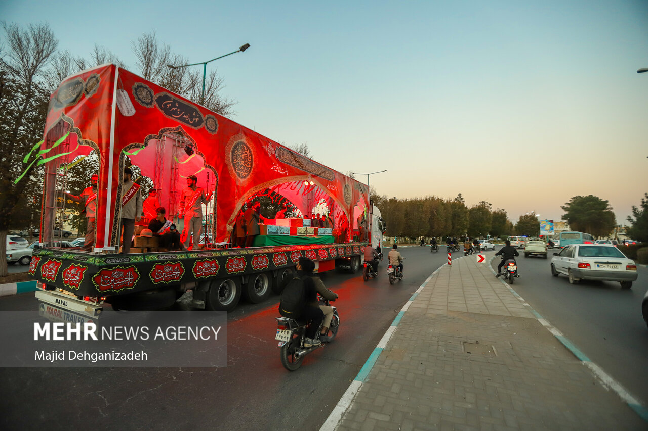 عکس/ مراسم استقبال از شهدای گمنام دفاع مقدس در یزد