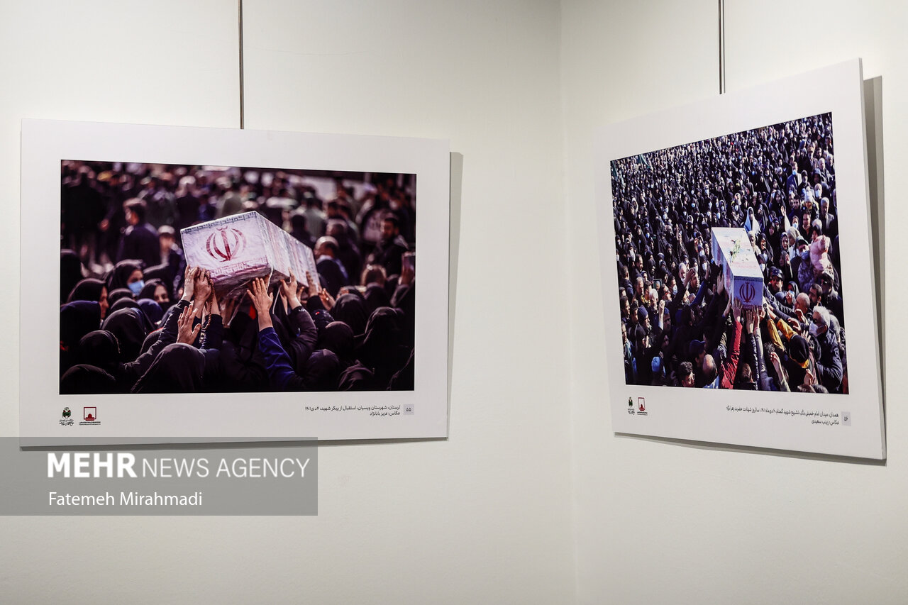 نمایشگاه عکس «بر شانههای اشک»