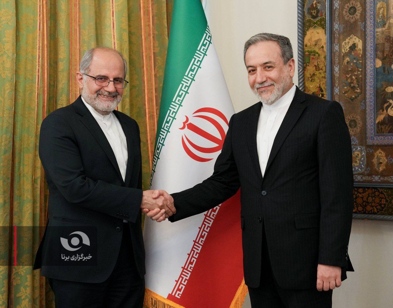 عکس/ دیدار سفیر جدید ایران در ایرلند با وزیر امور خارجه