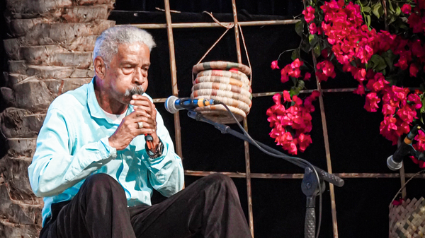 هنرمند هرمزگانی در بیمارستان بستری شد