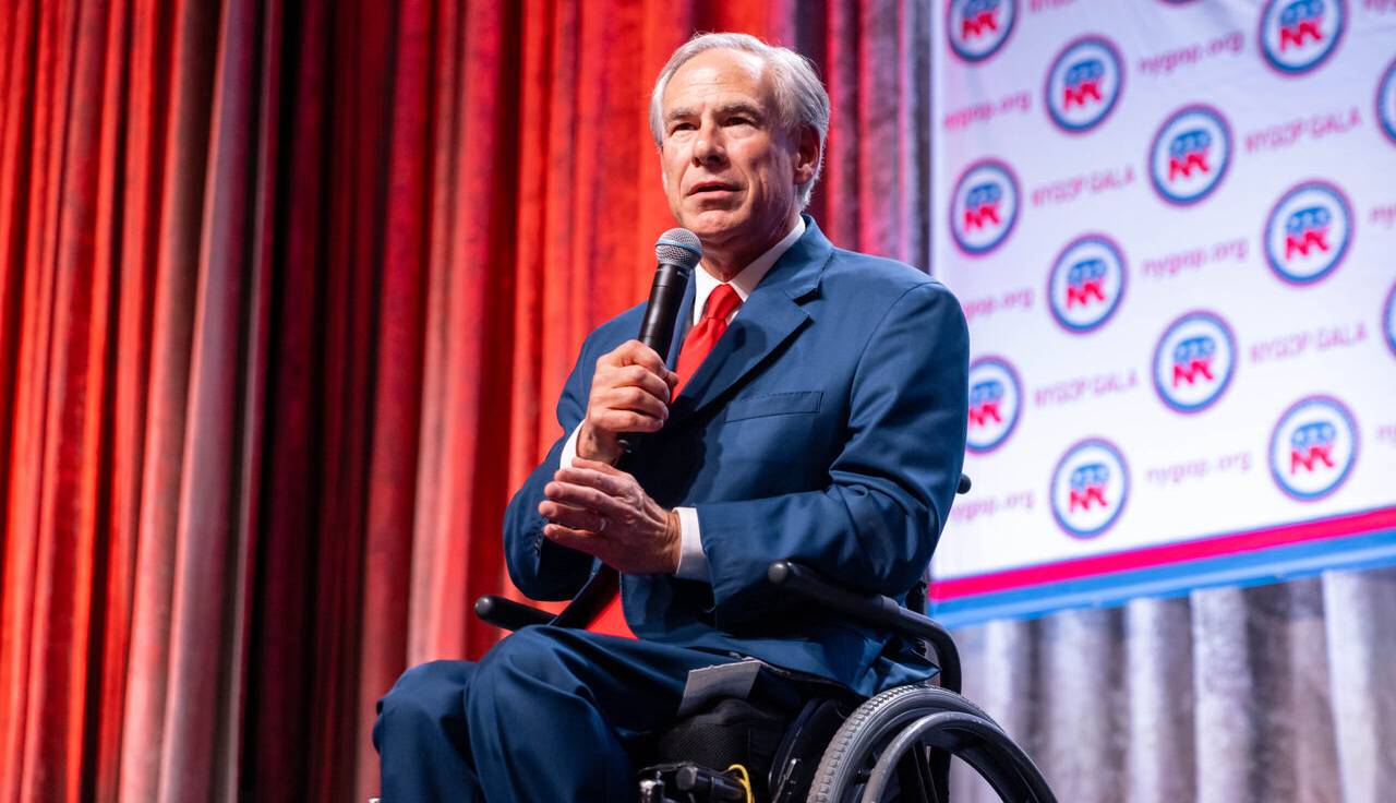 فرماندار تگزاس ۲ سازمان اسلامی را تروریستی اعلام کرد