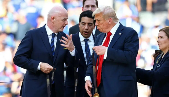 پاس گل آفساید فیفا به ترامپ