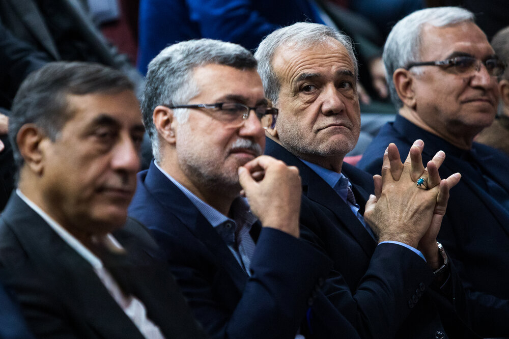 نیم‌نگاه جبهه اصلاحات به انتخابات 1407؛ از آلترناتیو پزشکیان رونمایی شد؟