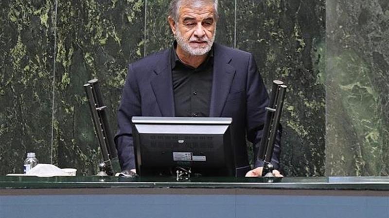 بلوکه کردن بخشی از وام خلاف قانون است/تعلل در پرداخت وامهای خرد خجالت آور است