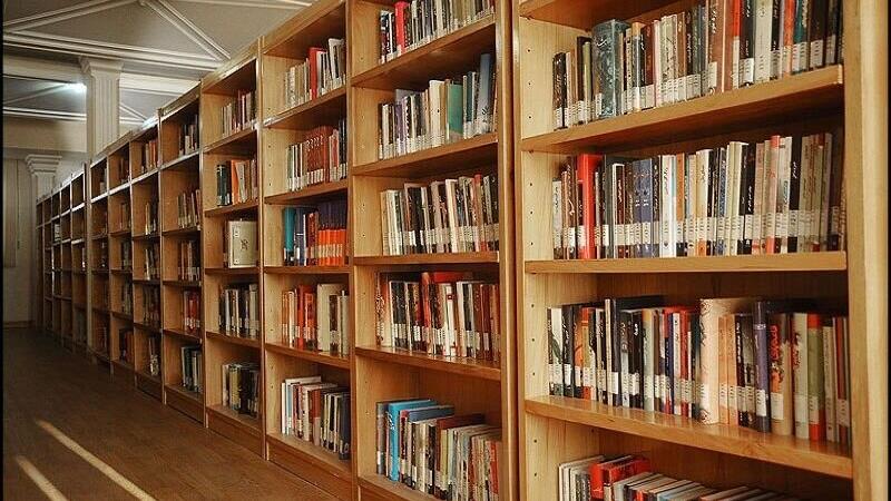 کتابخانه‌های خراسان شمالی از شکل قفسه‌داری خارج می‌شوند