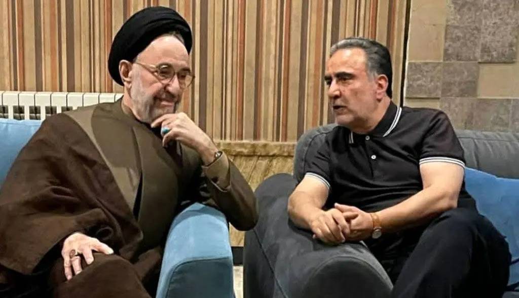 تجدیدنظر یا تسلیم؟ به بهانه گفته خاتمی و نوشته تاجزاده