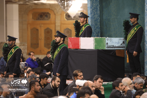 عکس/ وداع با دو شهید گمنام در حرم حضرت معصومه(س)