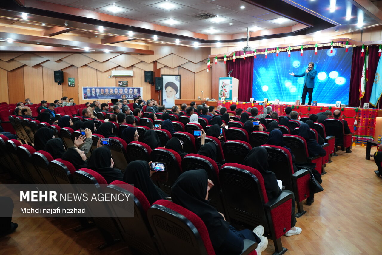 آیین گرامیداشت هفته کتاب در یاسوج