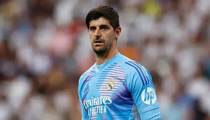 کورتوا: رختکن رئال هنوز کنار ژابی است