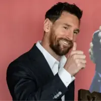 اشک لیونل مسی در آمد؛ به بارسا برمیگردم